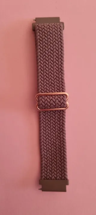 Correa de reloj trenzada malva con hebilla dorada