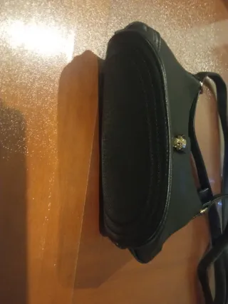 Bolso negro pequeño