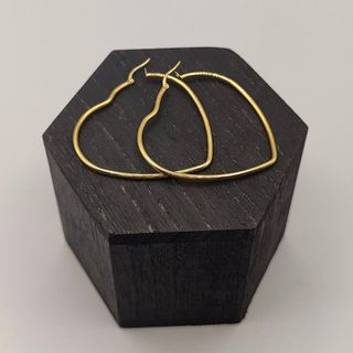 Pendientes Aro con forma de Corazón Oro 18k