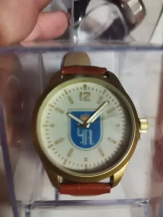 Reloj de pulsera verde militar