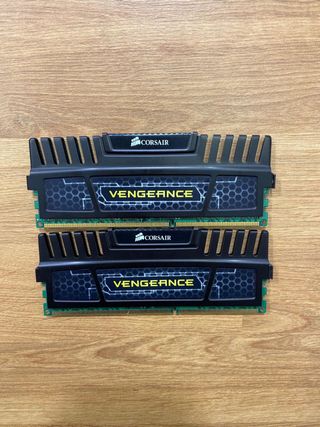 Corsair Vengeance 16GB (2x8GB) DDR3 1866MHz