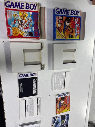 Cajas y manuales Game Boy