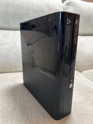 Xbox 360 E Negra