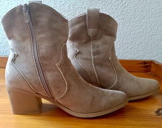 Botines Camel Tacón