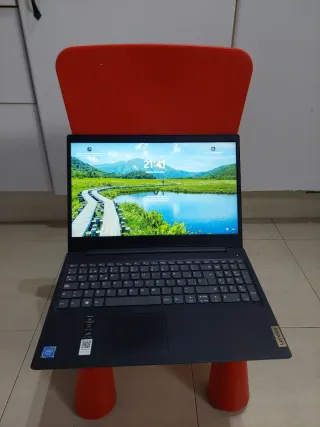 Ordenador Portátil Lenovo IdeaPad 3 