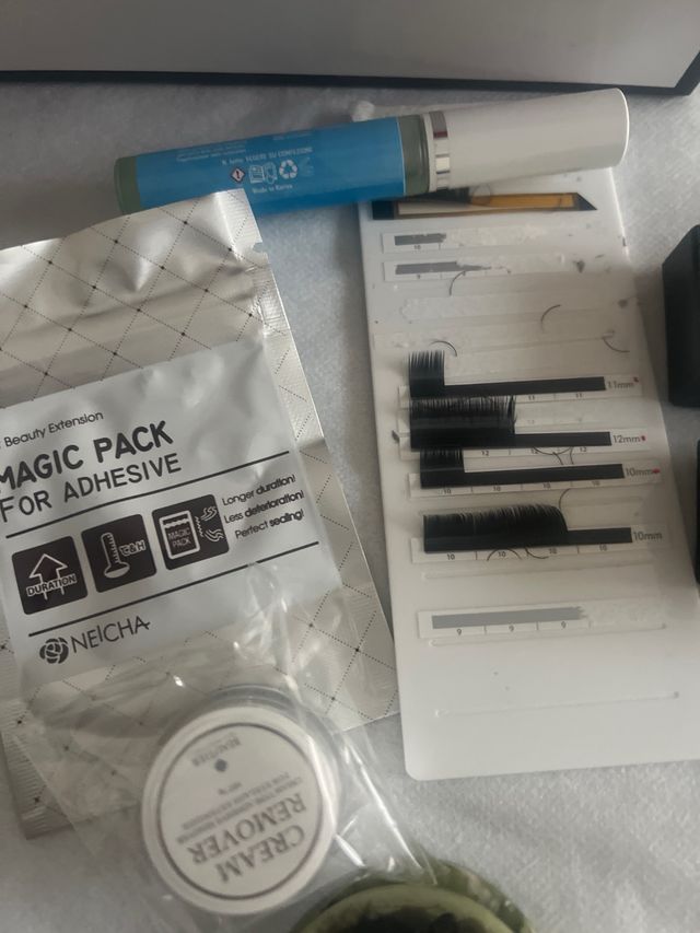 Extensiones de Pestañas Pelo a Pelo