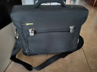 Bolsa Delsey Viaje Semirrígida Negra