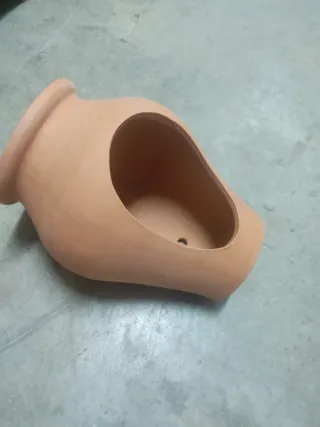 Tinaja de siembra de barro