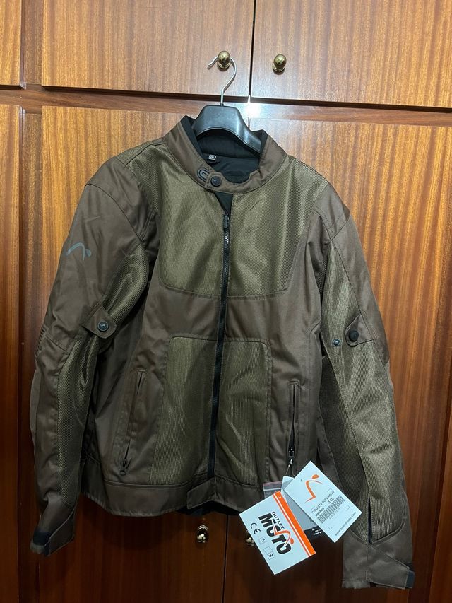 Chaqueta Out Airplus Marrón Talla XXL