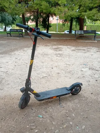 Patín Eléctrico Negro