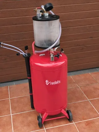 Extractor succionador de aceite neumático