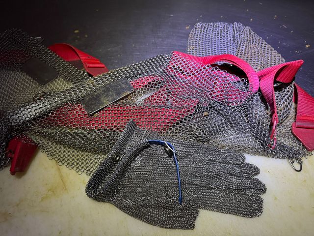 2 Delantales malla inox 