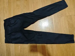 Muchos pantalones (más en el perfil)