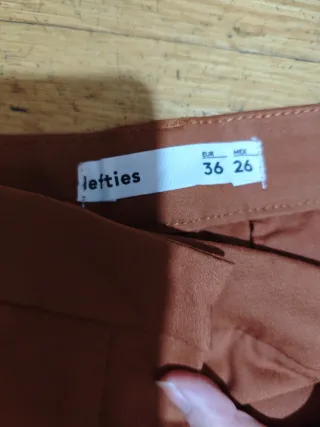 Muchos pantalones (más en el perfil)