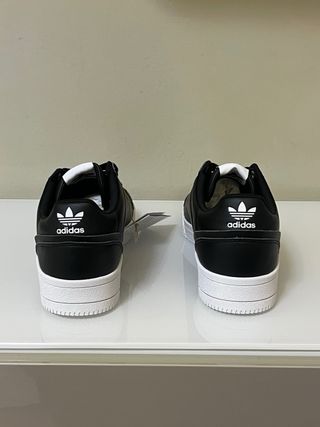 Scarpe Adidas uomo tg 43 1/3