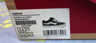Zapatillas Vans Negras y Blancas