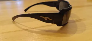 Occhiali da sole neri