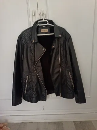 Chaqueta cuero negra con pelo interior
