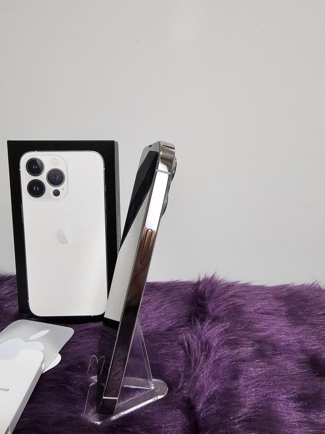 iPhone 13 Pro Prata - Como Novo
