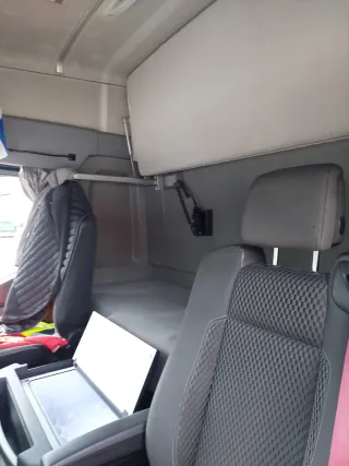 Cabina de camión Volvo FH / Renault