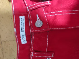 Muchos pantalones (más en el perfil)