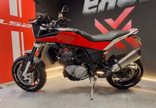HUSQVARNA NUDA 900R