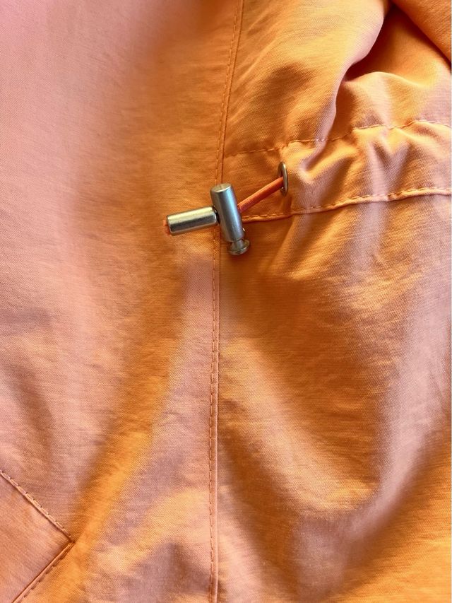 Chaqueta naranja sin estrenar