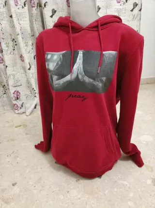 Sudadera con estampado Pray