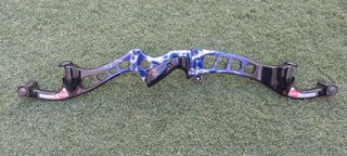 Arco Hoyt Fórmula (riser + palas)