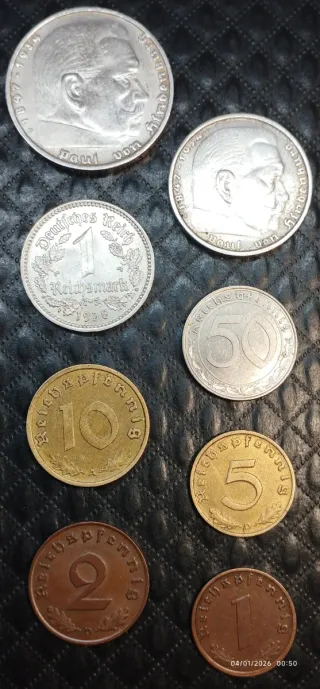 8 Monedas Alemanas ,III Reich año completo  1938.