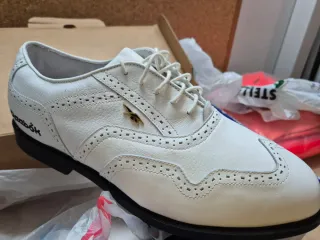 Zapatos de golf Reebok Attack Collection