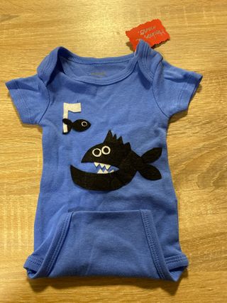 Body bebé azul F tiburón 6 meses