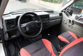 Volkswagen T4 1996. Motor 2.4D. Camper.