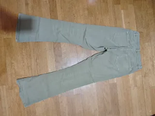Más pantalones 