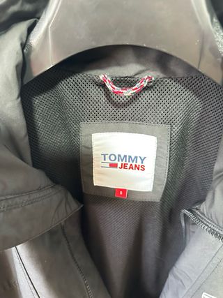 Chaqueta Cortavientos Tommy Jeans Negra