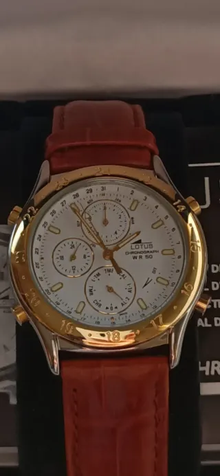 Lotus Chronograph WR 50 