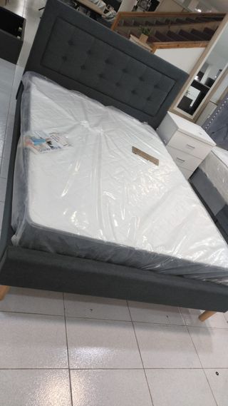 Cama Jordan gris 