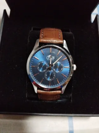 Reloj Lotus Azul y Marrón