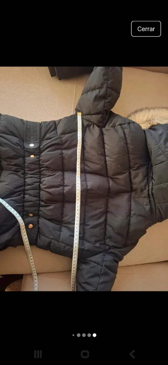 Plumífero Zara con capucha y pelo