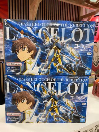Lancelot Code Geass Bandai Model Kit