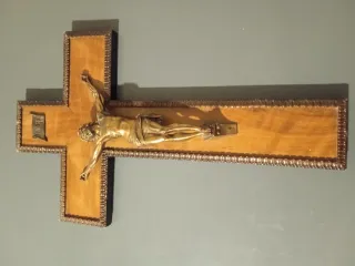 Lot 3 crucifixos