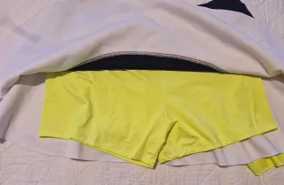 Falda pádel Talla XL sin usar
Con pantalon