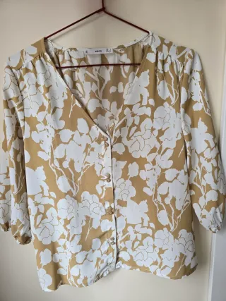 Blusa Mango 