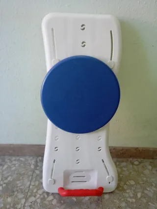 Asiento de bañera para persona mayor
