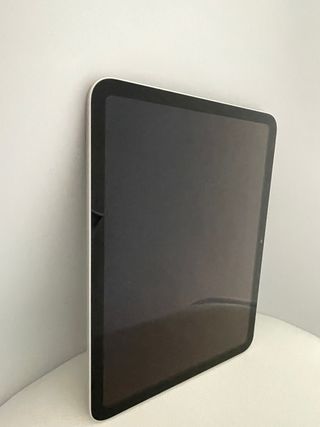 iPad 10.9” Wi-Fi 256GB Prata c/ Teclado