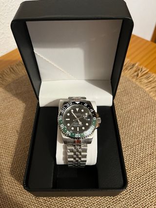 Seiko Mod Submariner “Sprite” Negro y Verde