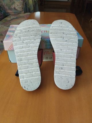 Sandalias mujer talla 37, marca DUENDY.