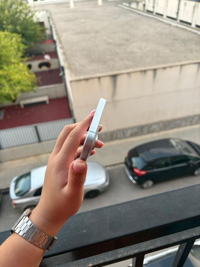 iPhone 15 Plus rosa/argento