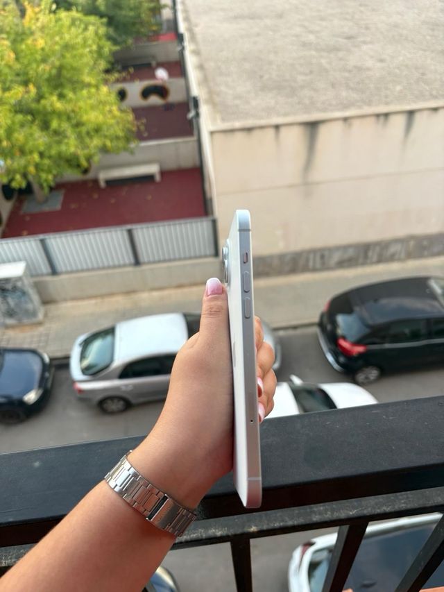 iPhone 15 Plus rosa/argento