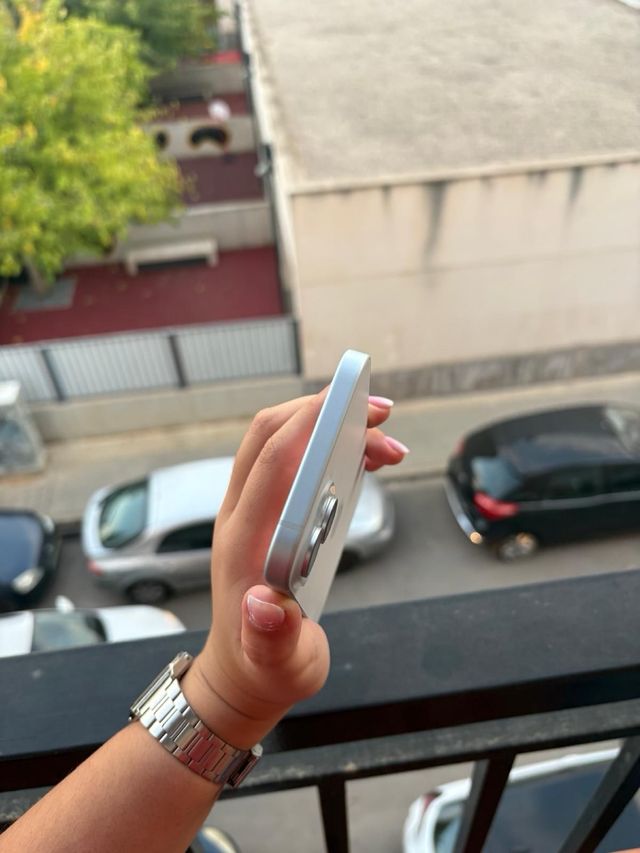 iPhone 15 Plus rosa/argento